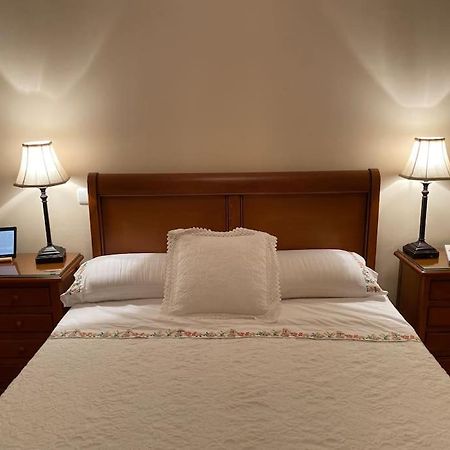 Lovely 2 Bedrooms Apartment Main Square Plasencia Exterior foto